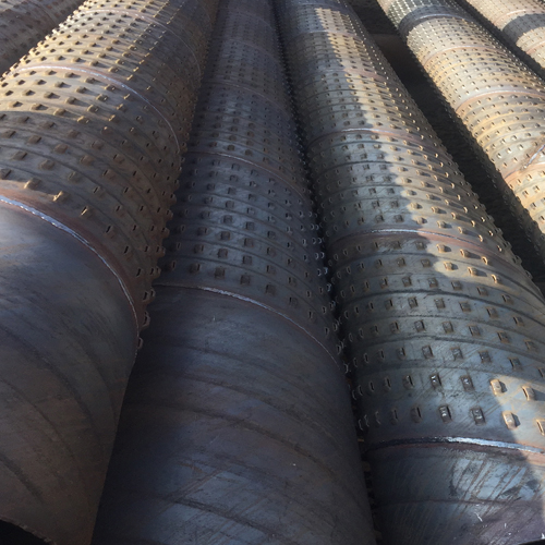 兴安盟孔式滤水管的材质选择